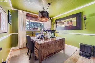 10311 NE Russell Ct, Portland, OR 97220 - Photo 20