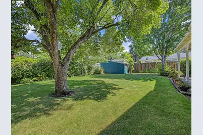 250 SE Juniper Ave, Gresham, OR 97080 - Photo 40