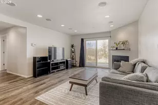 11046 SW Greenburg Rd, Portland, OR 97223 - Photo 6