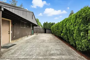 3359 SE Pine St, Hillsboro, OR 97123 - Photo 30