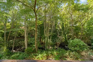 990 W 8th Pl, The Dalles, OR 97058 - Photo 36