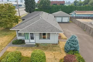 22222 SE Ash St, Gresham, OR 97030 - Photo 2