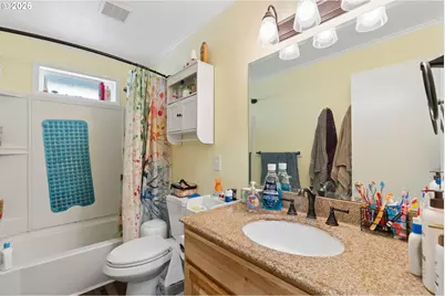 22222 SE Ash St, Gresham, OR 97030 - Photo 32