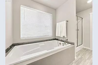 1947 N Knott Ct, Canby, OR 97013 - Photo 26