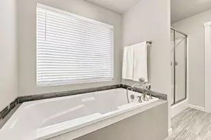 1947 N Knott Ct, Canby, OR 97013 - Photo 26