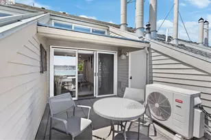 118 N Hayden Bay Dr, Portland, OR 97217 - Photo 32