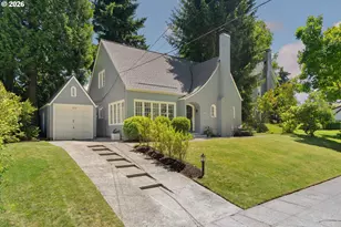 6216 SE Reed College Pl, Portland, OR 97202 - Photo 2