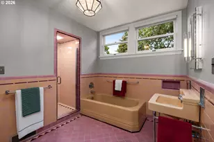 3852 NE Alameda St, Portland, OR 97212 - Photo 14