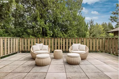 560 Milburn Ct, Lake Oswego, OR 97034 - Photo 30