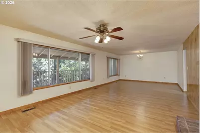 41300 Kingston Lyons Dr, Stayton, OR 97383 - Photo 16