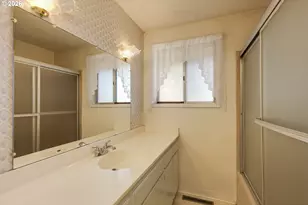 41300 Kingston Lyons Dr, Stayton, OR 97383 - Photo 18