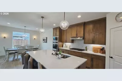 714 SE 37th St, Battle Ground, WA 98604 - Photo 4