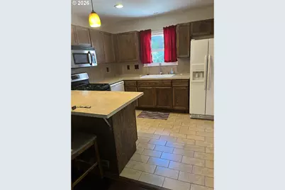 1845 East Nob Hill St SE, Salem, OR 97302 - Photo 2