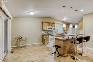 2510 SW 200th Ct, Beaverton, OR 97003 - Photo 8