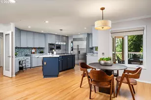 19042 35th Pl, Lake Oswego, OR 97034 - Photo 10