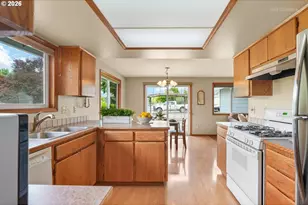 462 NE 24th Ave, Hillsboro, OR 97124 - Photo 12