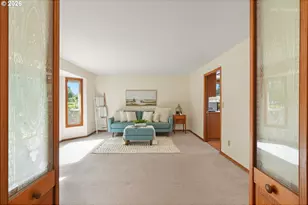 462 NE 24th Ave, Hillsboro, OR 97124 - Photo 4