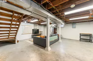 11282 SE Pine Ct, Portland, OR 97216 - Photo 20