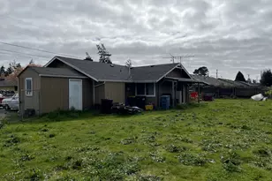 2385 19th St, Florence, OR 97439 - Photo 38