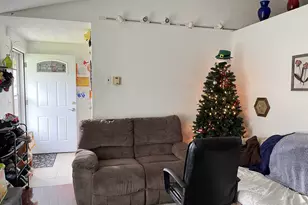 2385 19th St, Florence, OR 97439 - Photo 8