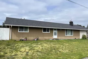 2385 19th St, Florence, OR 97439 - Photo 40