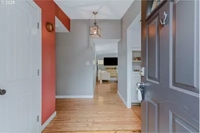 206 Farview Dr, Vancouver, WA 98661 - Photo 2