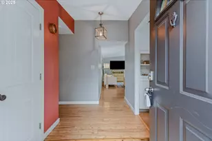 206 Farview Dr, Vancouver, WA 98661 - Photo 2