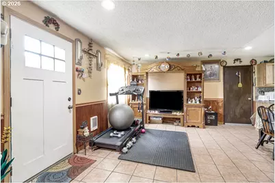 4054 Bartlett Dr, Hood River, OR 97031 - Photo 6