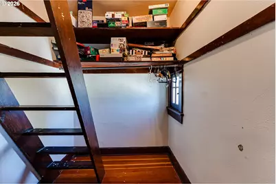 2001 Columbia St, Eugene, OR 97403 - Photo 32