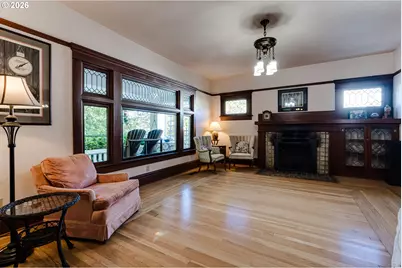 2001 Columbia St, Eugene, OR 97403 - Photo 6