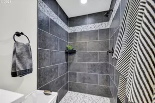 1925 E 26th Ave, Eugene, OR 97403 - Photo 20