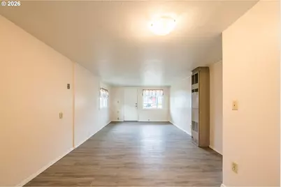 3110 SW Coast Ave, Lincoln City, OR 97367 - Photo 8