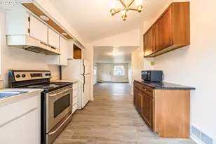 3110 SW Coast Ave, Lincoln City, OR 97367 - Photo 6