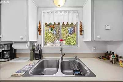 800 Byron Creek Rd, Winston, OR 97496 - Photo 26