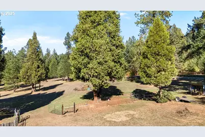 800 Byron Creek Rd, Winston, OR 97496 - Photo 18
