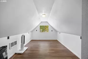 800 Byron Creek Rd, Winston, OR 97496 - Photo 6