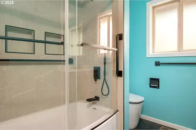 18335 SE 370th Ave, Sandy, OR 97055 - Photo 10