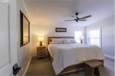 620 E 2nd St, Yamhill, OR 97148 - Photo 12