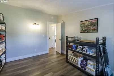 620 E 2nd St, Yamhill, OR 97148 - Photo 20