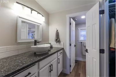 620 E 2nd St, Yamhill, OR 97148 - Photo 14