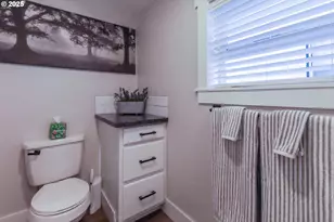 620 E 2nd St, Yamhill, OR 97148 - Photo 16