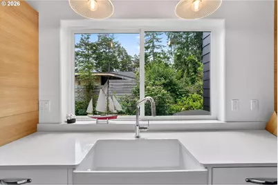 437 4th St N, Manzanita, OR 97130 - Photo 10