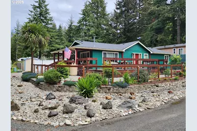 2420 Jefferson St, Port Orford, OR 97465 - Photo 2