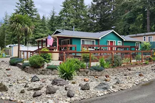 2420 Jefferson St, Port Orford, OR 97465 - Photo 2