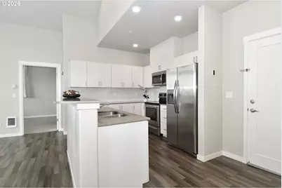 17181 SW Snowdale St #301, Beaverton, OR 97007 - Photo 8