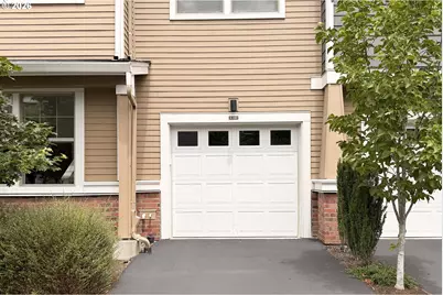 17181 SW Snowdale St #301, Beaverton, OR 97007 - Photo 4