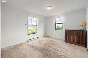 1995 J St, Springfield, OR 97477 - Photo 20