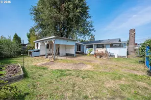 1995 J St, Springfield, OR 97477 - Photo 34