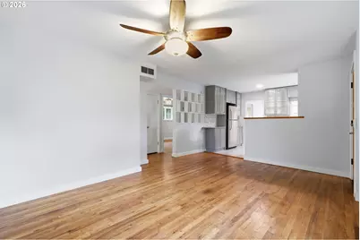 2057 SE 72nd Ave, Portland, OR 97215 - Photo 10