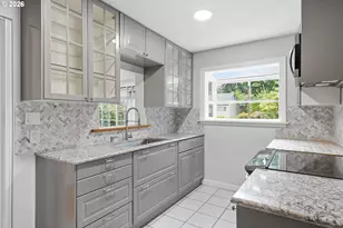 2057 SE 72nd Ave, Portland, OR 97215 - Photo 12